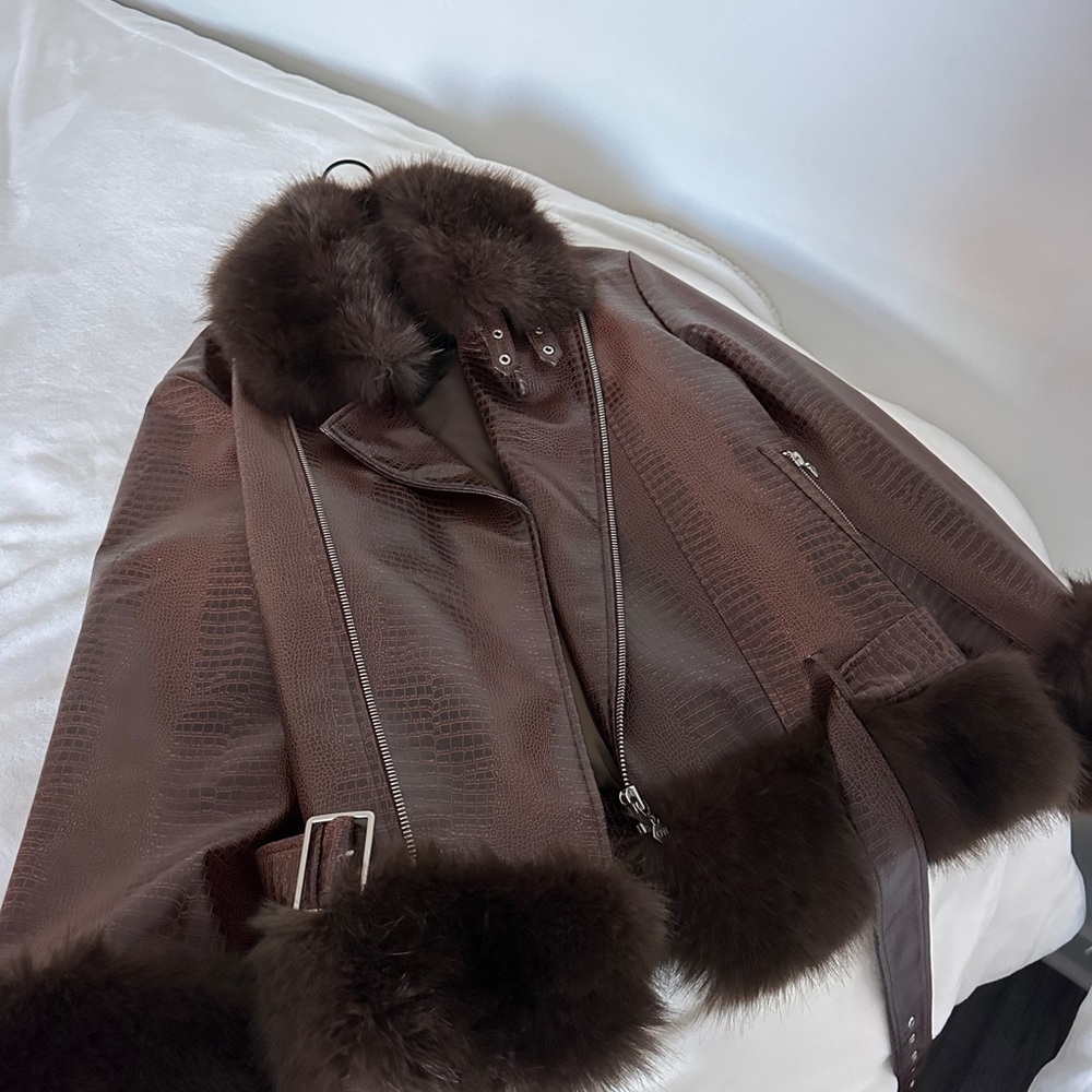 Revolve Jacket - image 4